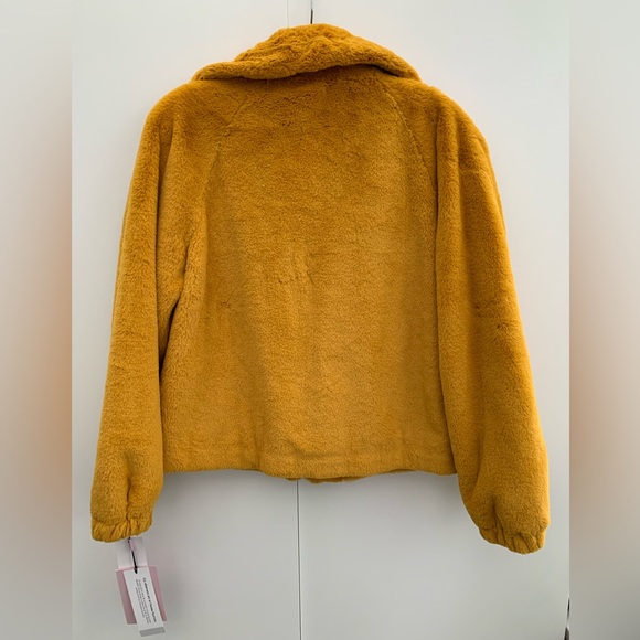 BNWT Avec Les Filles faux fur coat - Picture 2 of 5